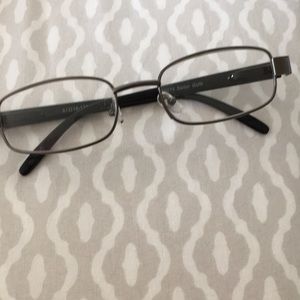 Meet your Posher, Deidre